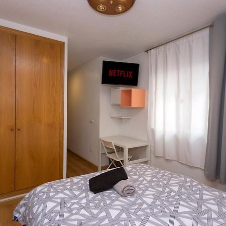 Central Market Guestrooms Аліканте Екстер'єр фото