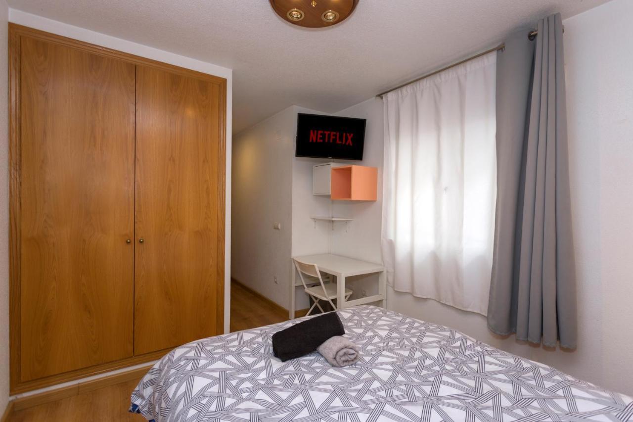Central Market Guestrooms Аліканте Екстер'єр фото