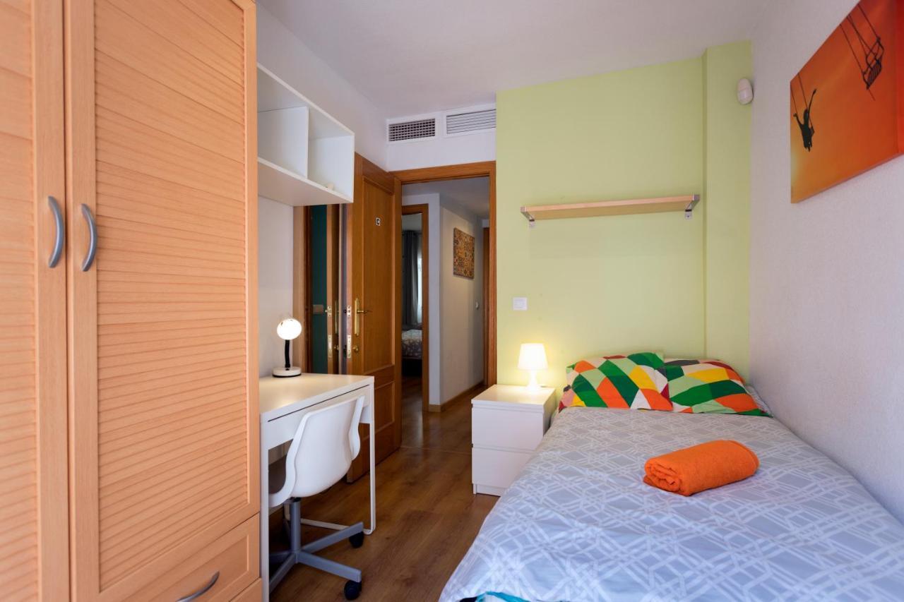Central Market Guestrooms Аліканте Екстер'єр фото