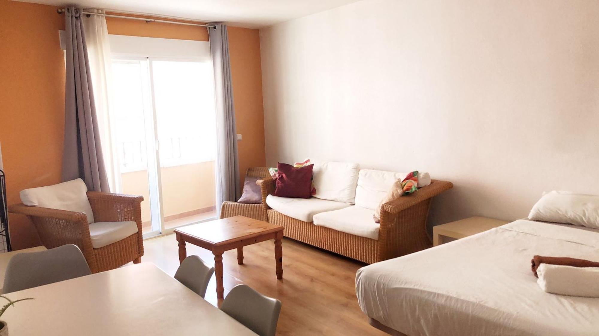 Central Market Guestrooms Аліканте Екстер'єр фото
